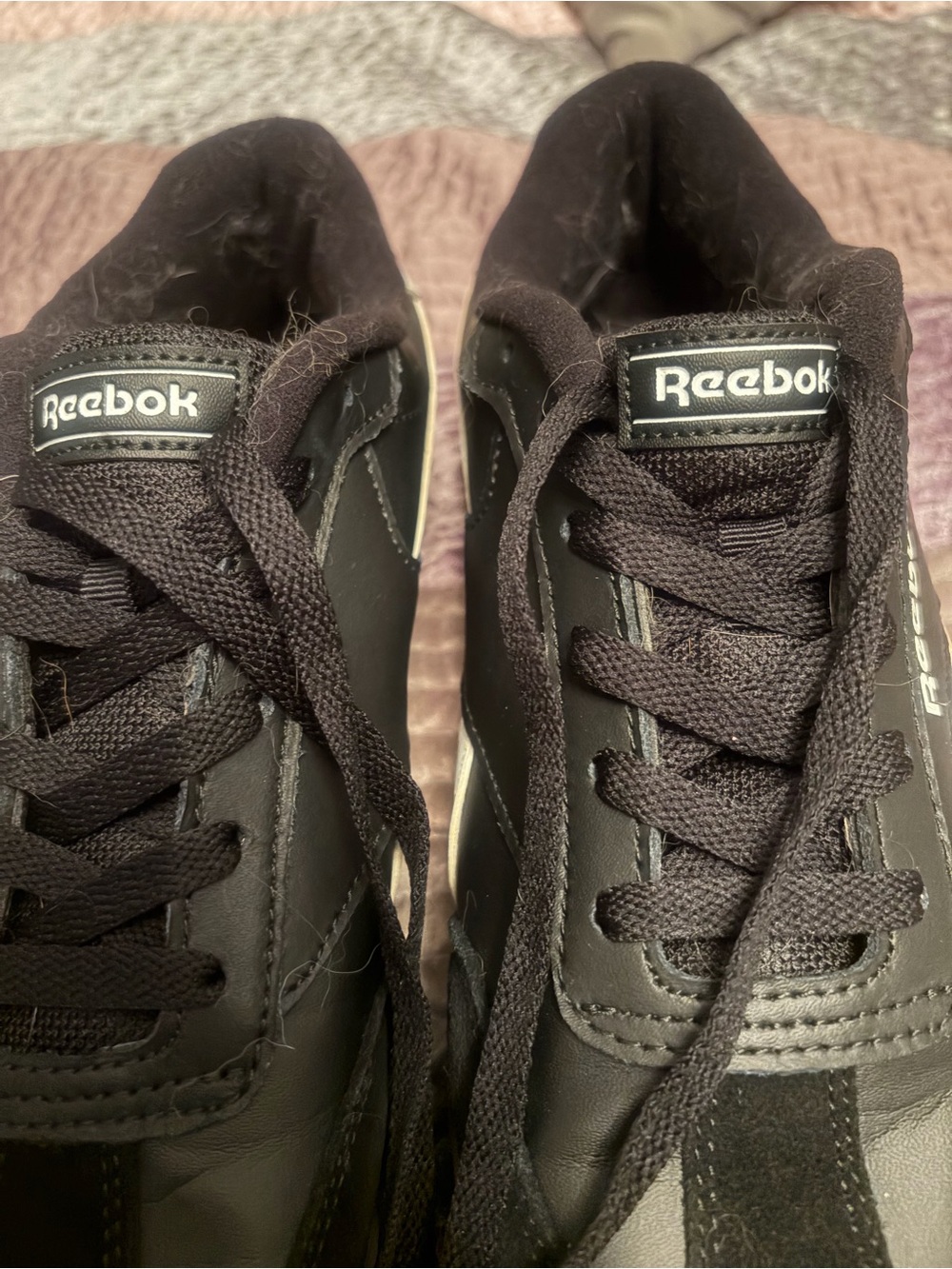 Ladies Reebok size 9 - Picture 3 of 6